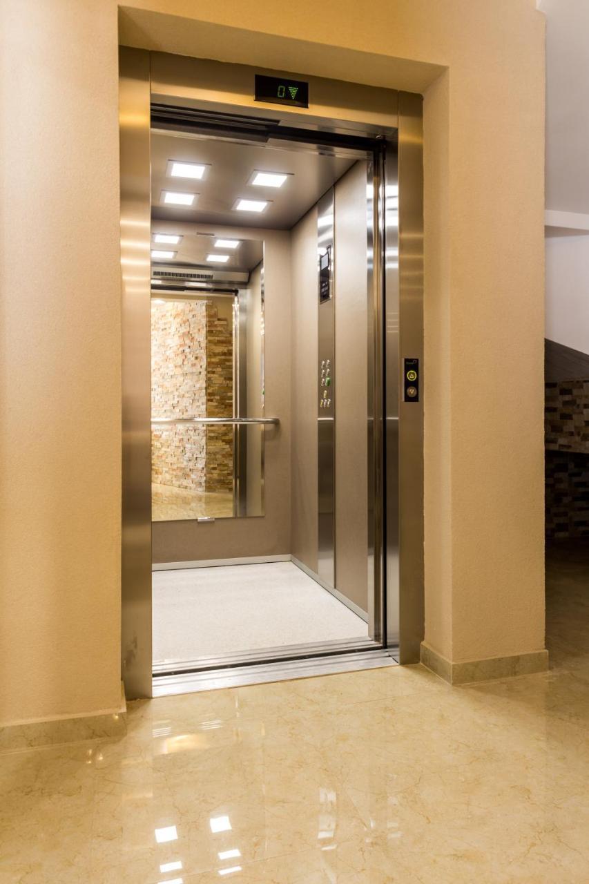 Adriatik Lux Apartments Budva Exterior photo